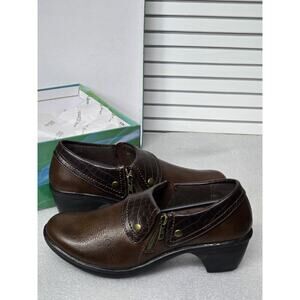 EASY STREET Womens Comfort Wave Zip Up Side 2" Heel DARCY Size 8 W Brown NEW